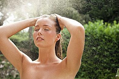 V社《Deadlock》加入反作弊 开挂玩家变成青蛙